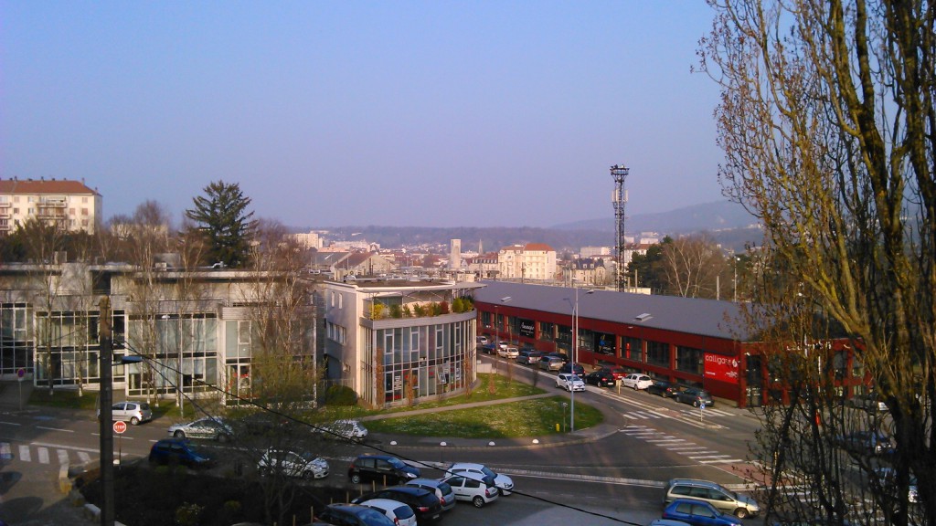 Nuage de pollution à Besançon le 14 mars 2014